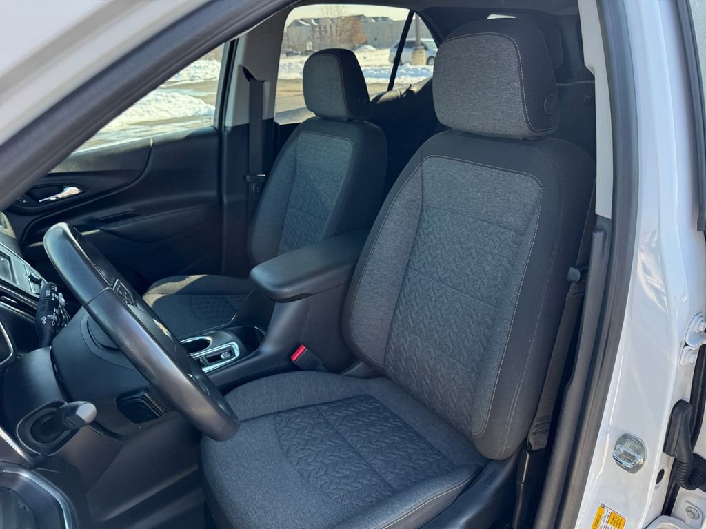 Used 2022 Chevrolet Equinox LT image 16
