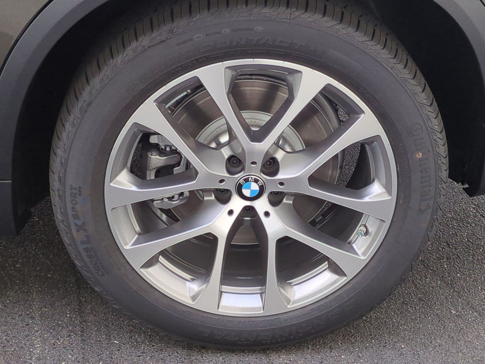 New 2026 BMW X5 xDrive50e AWD/4WD image 13