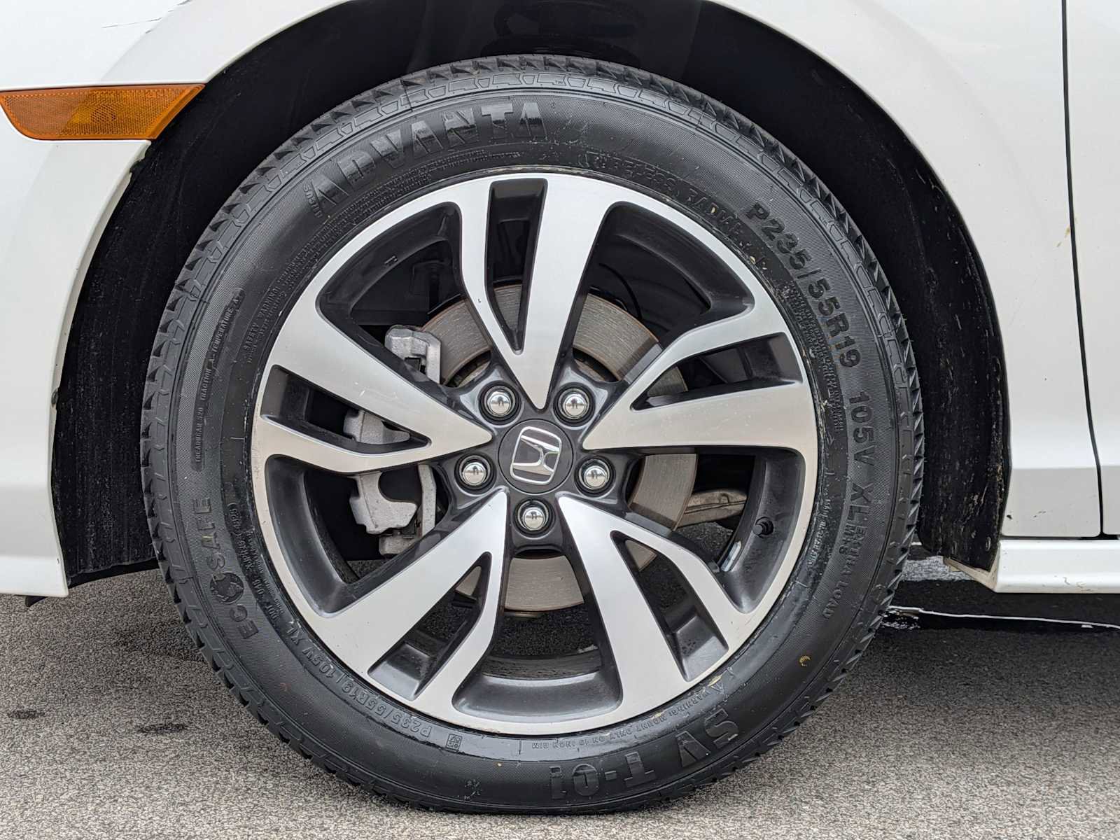 Certified 2023 Honda Odyssey Touring image 13
