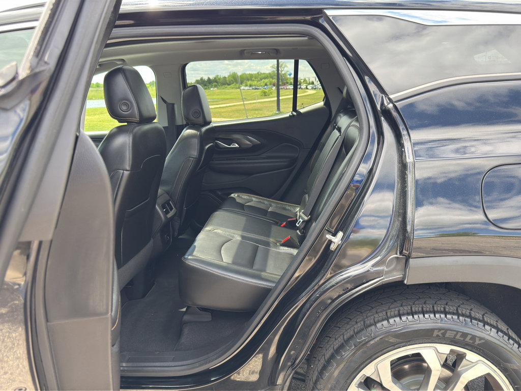 Used 2018 GMC Terrain SLT w/ Preferred Package FWD image 36