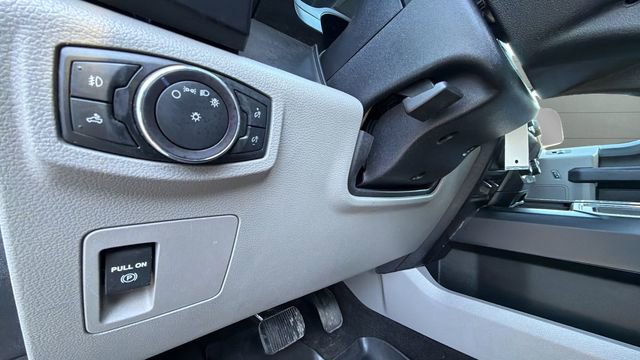 Used 2019 Ford F150 XL w/ Equipment Group 101A Mid AWD/4WD image 18