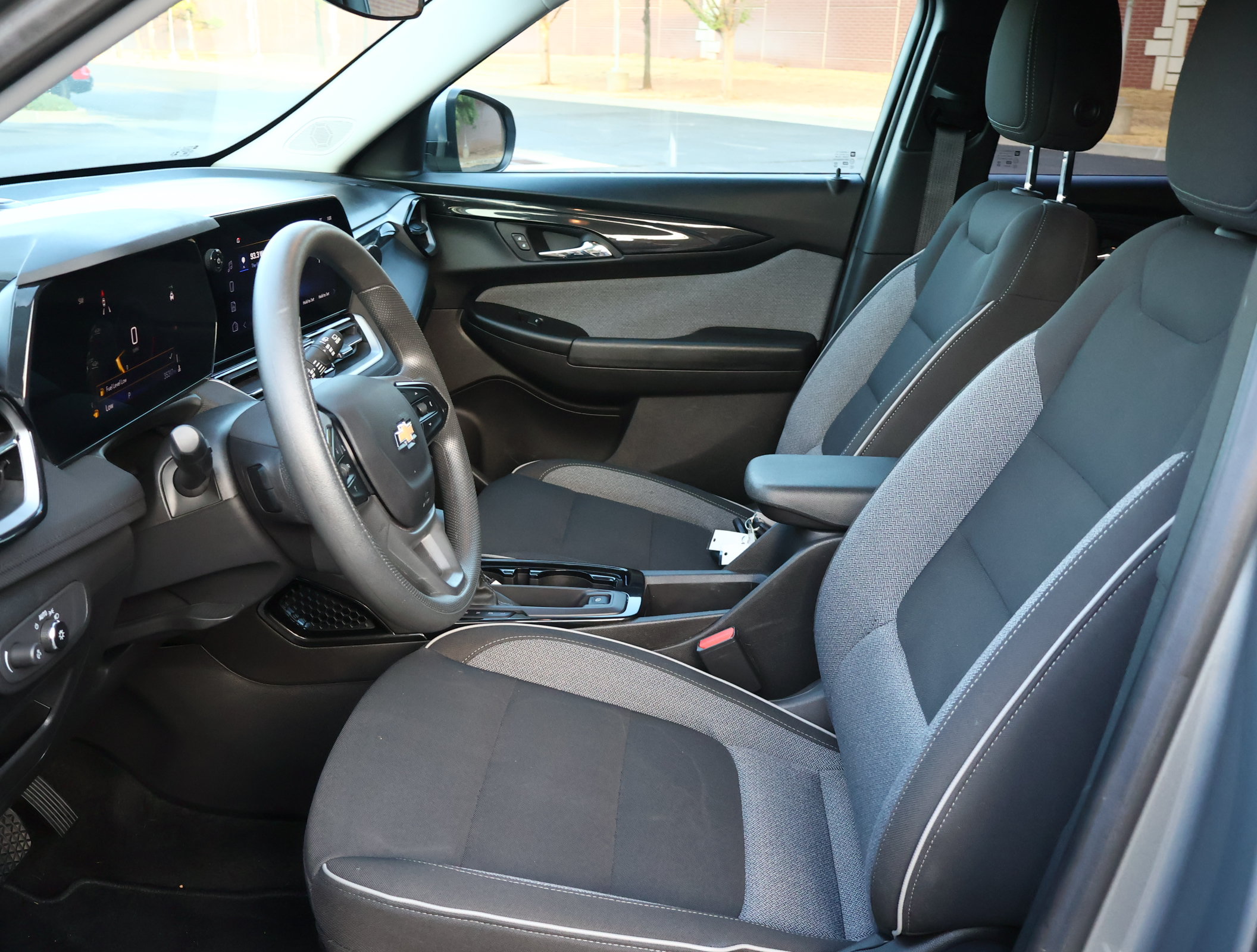 Used 2024 Chevrolet TrailBlazer LT FWD image 8
