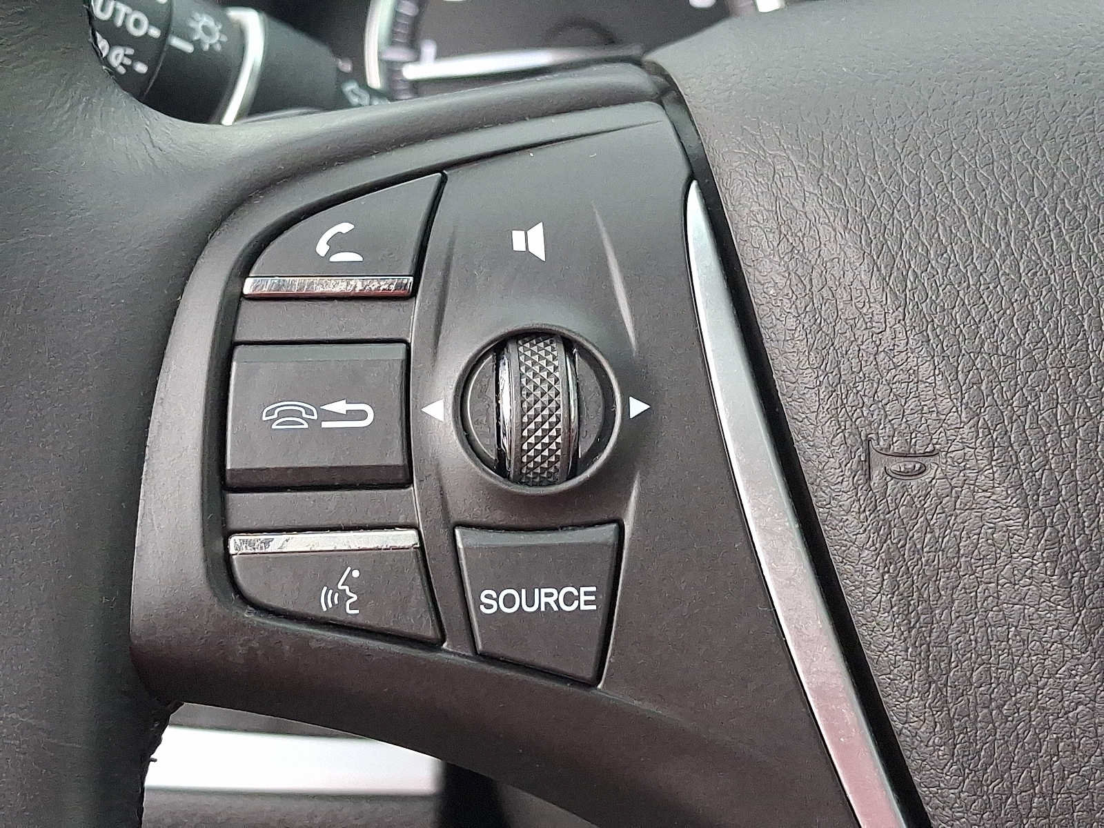 Used 2019 Acura TLX w/ Technology Package FWD image 22