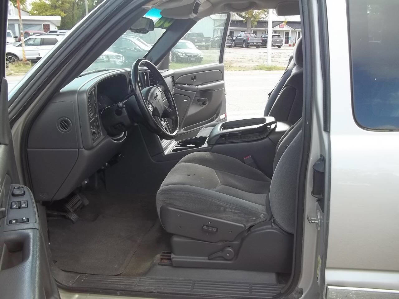 Used 2006 GMC Sierra 1500 SLE w/ Light Duty Power Package image 7