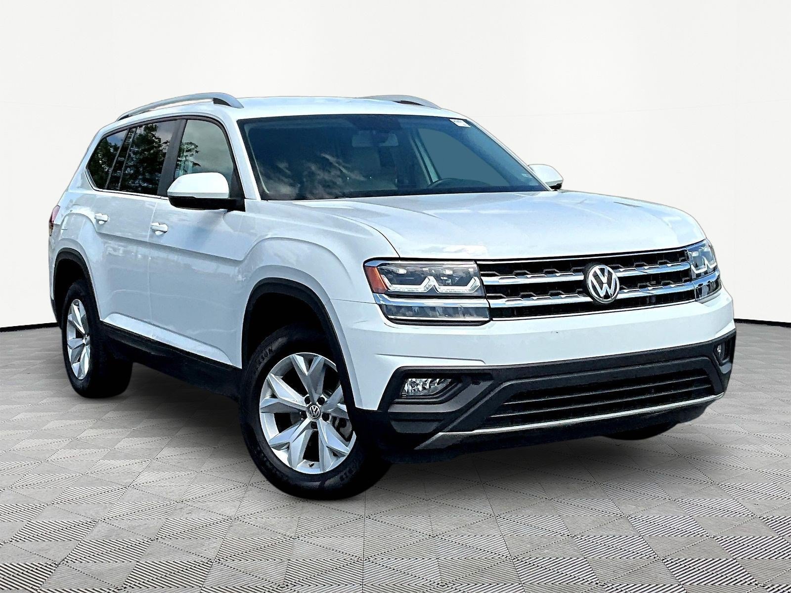 Used 2019 Volkswagen Atlas SE AWD/4WD image 3