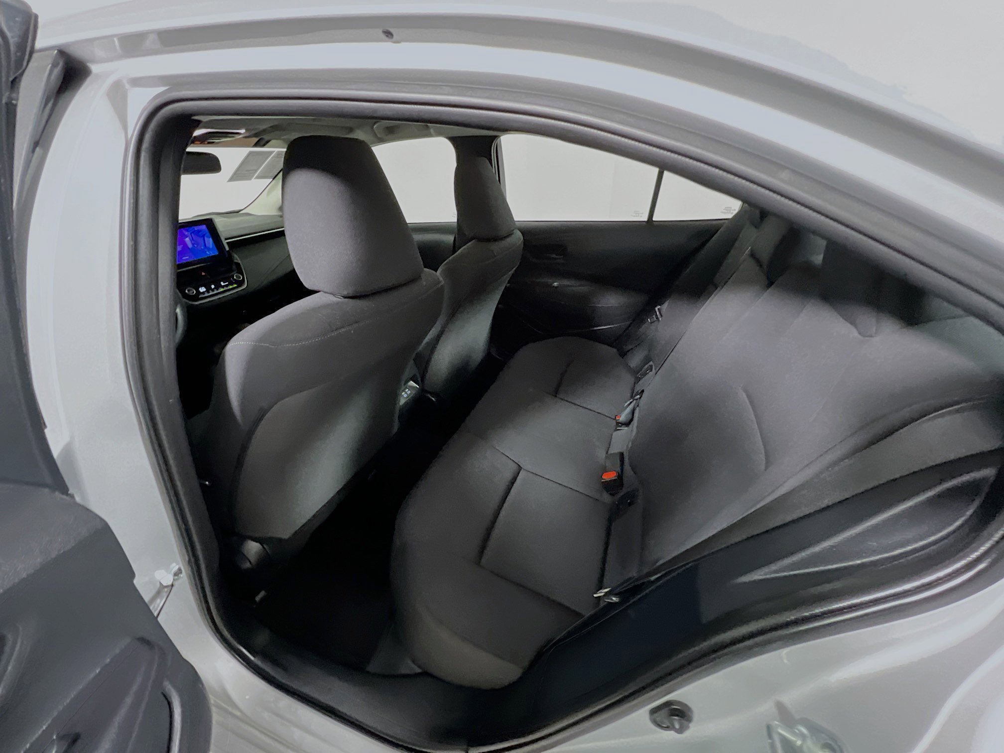 Used 2023 Toyota Corolla LE image 29