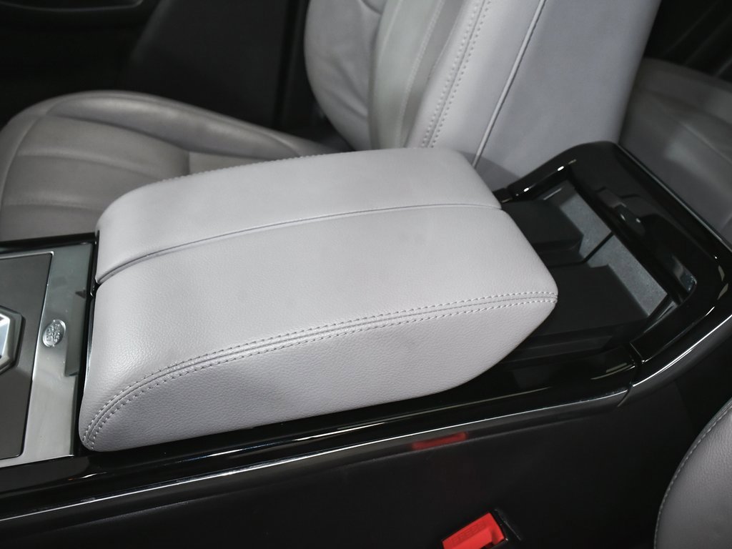 Used 2022 Land Rover Range Rover Evoque SE image 44