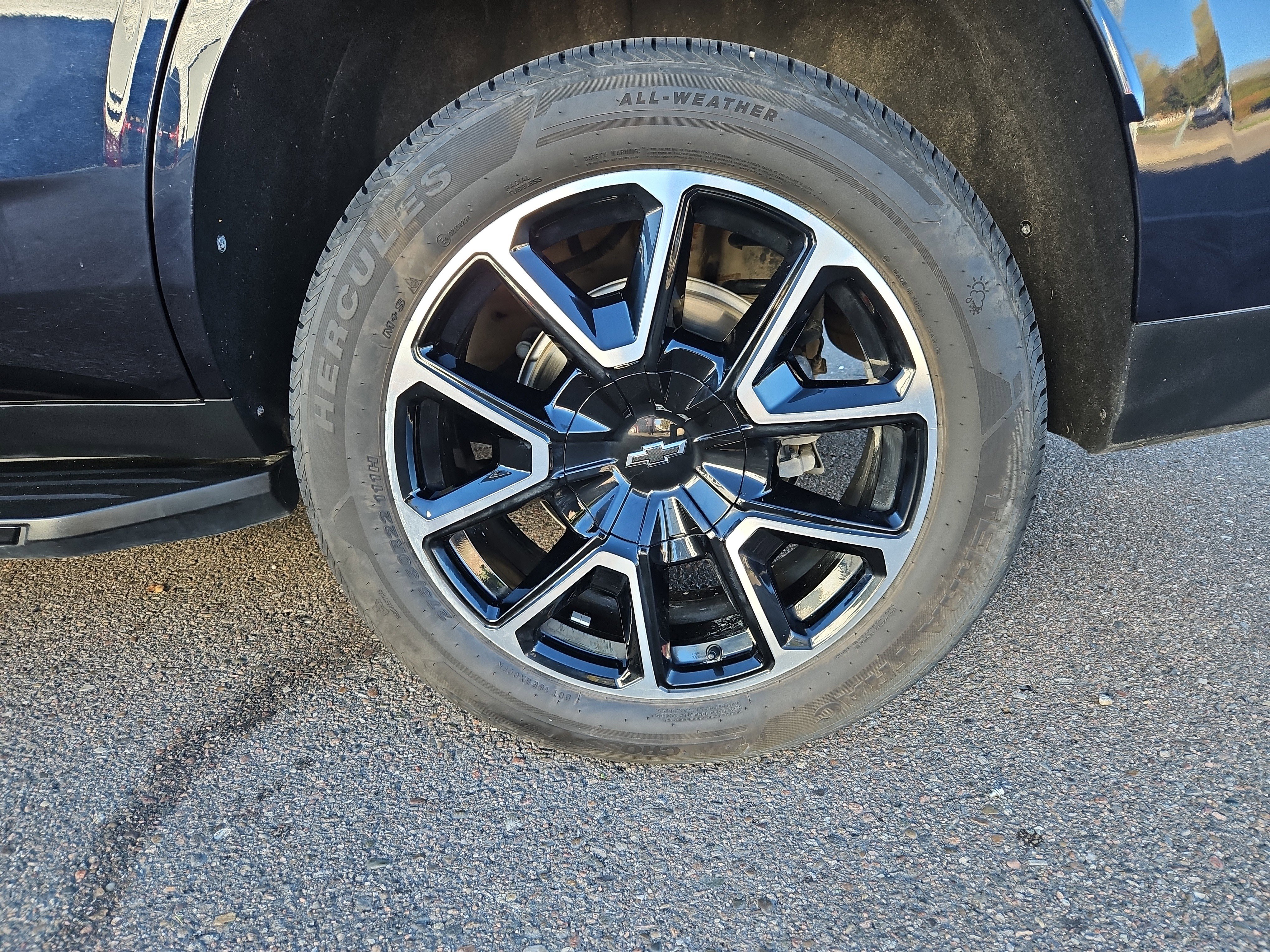 Used 2023 Chevrolet Tahoe RST image 27