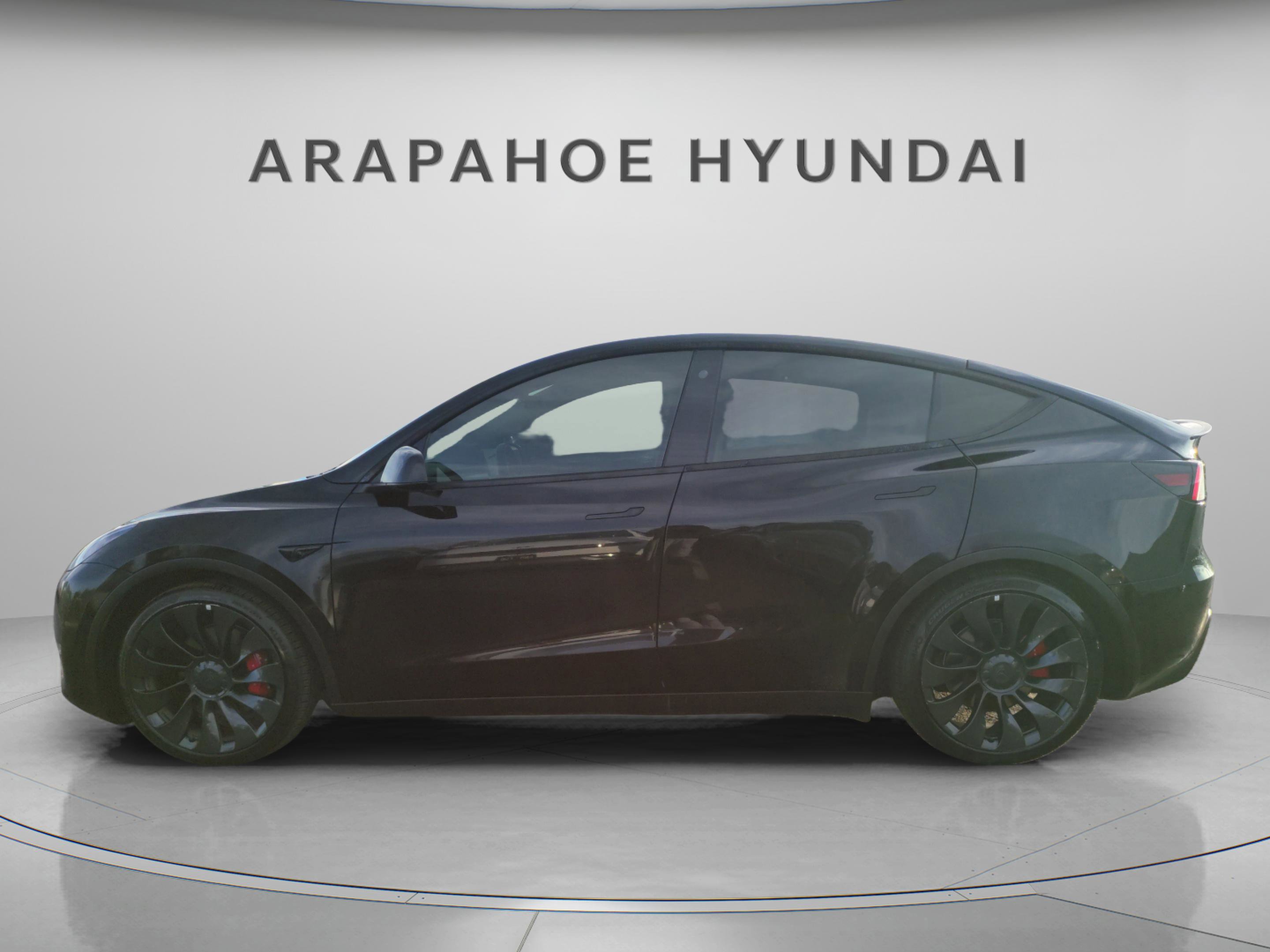 Used 2022 Tesla Model Y Performance image 2