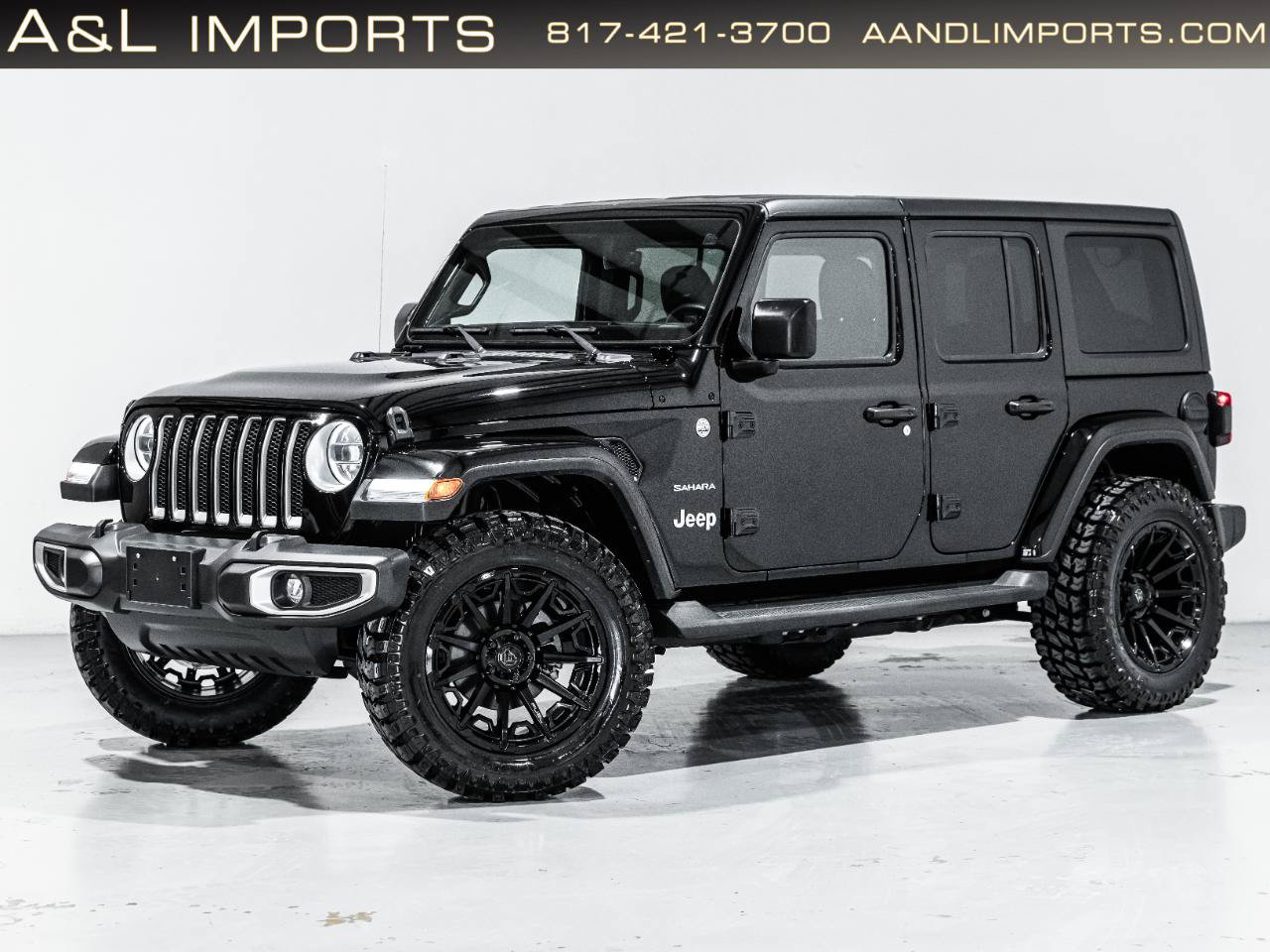 Used 2023 Jeep Wrangler Unlimited Sahara w/ LED Lighting Group AWD/4WD image 5