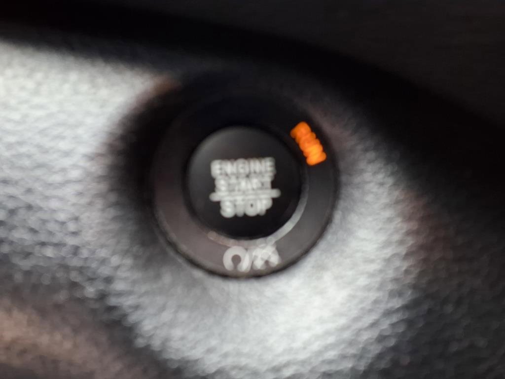 Used 2023 Jeep Cherokee Altitude Lux image 12