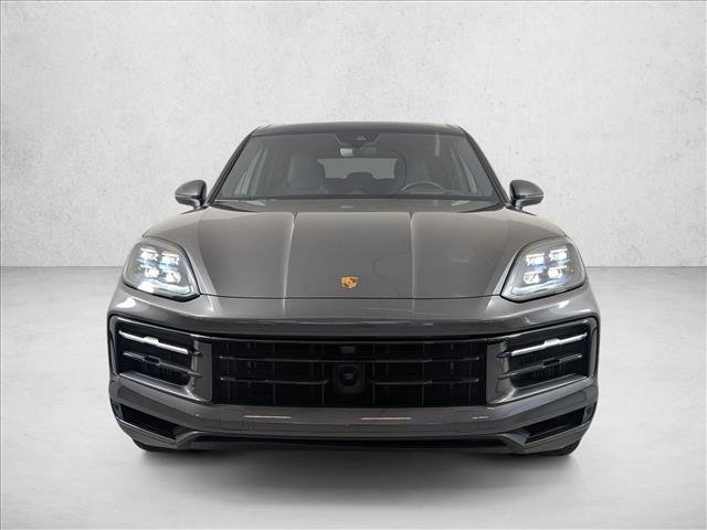 Certified 2024 Porsche Cayenne S image 6