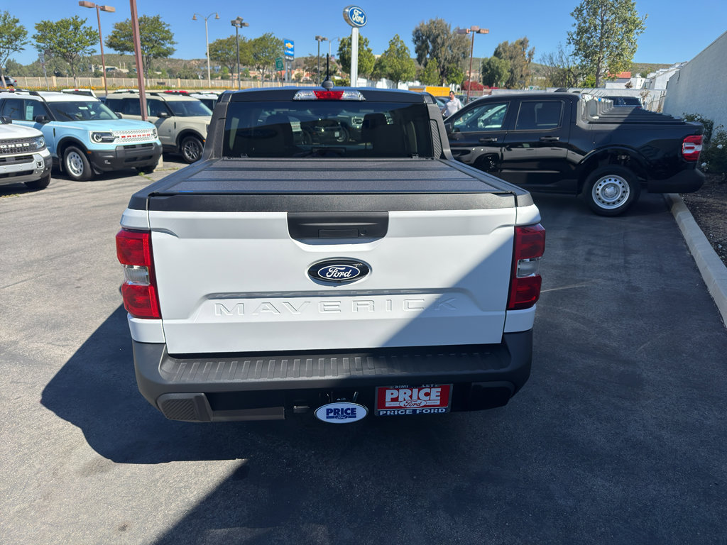 Used 2025 Ford Maverick XL w/ Equipment Group 102A AWD/4WD image 2