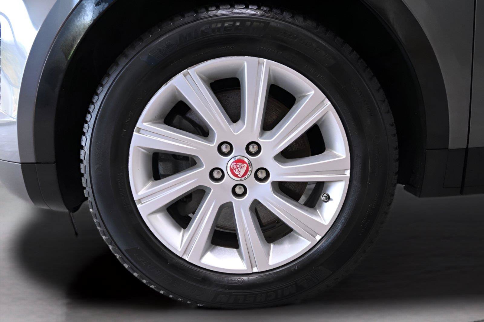 Used 2019 Jaguar E-PACE S AWD/4WD image 37