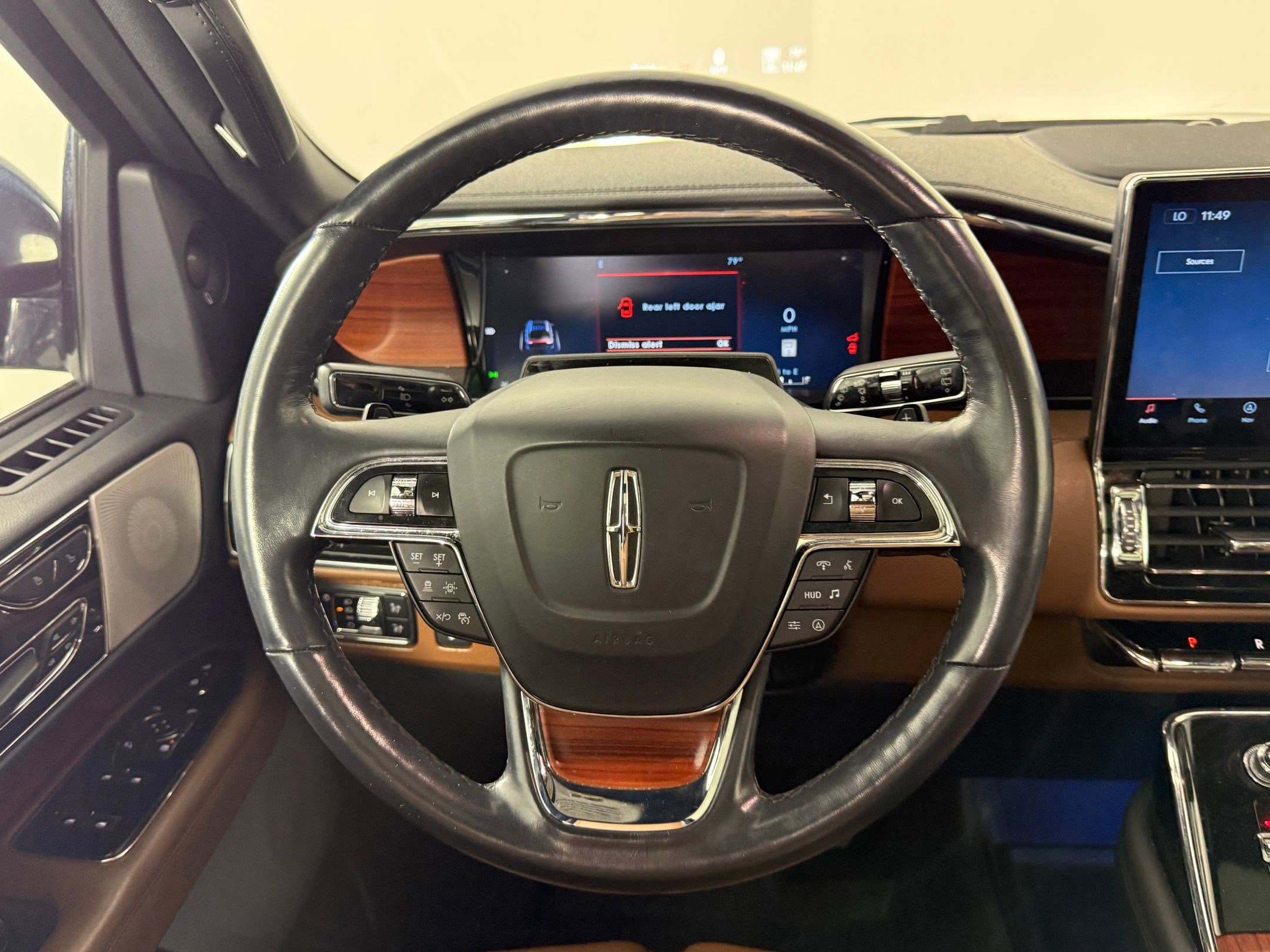 Used 2024 Lincoln Navigator Reserve image 21