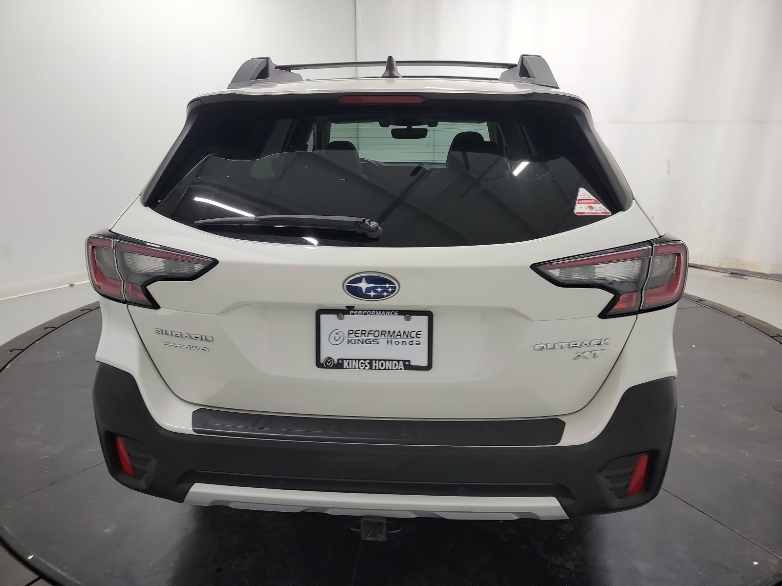 Used 2021 Subaru Outback Limited XT image 8