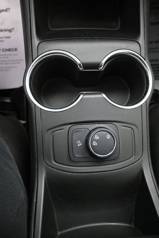 Used 2018 GMC Terrain SLE image 17