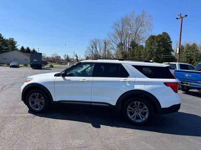 Used 2023 Ford Explorer XLT w/ Equipment Group 202A image 16