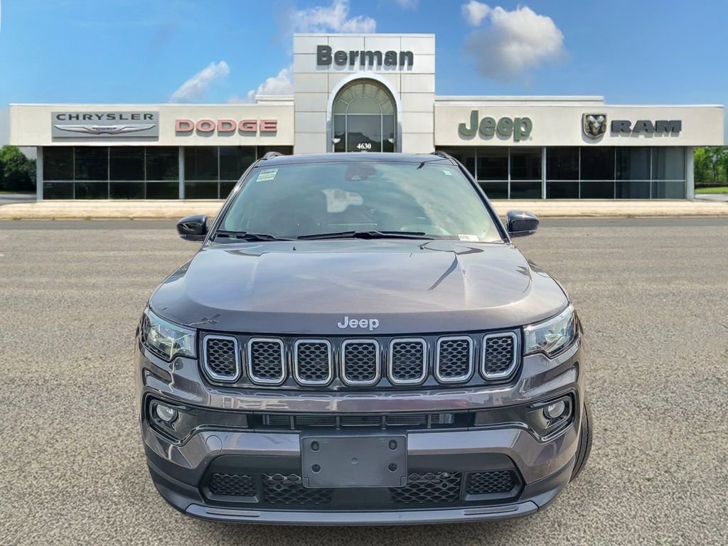 Used 2023 Jeep Compass Limited image 5