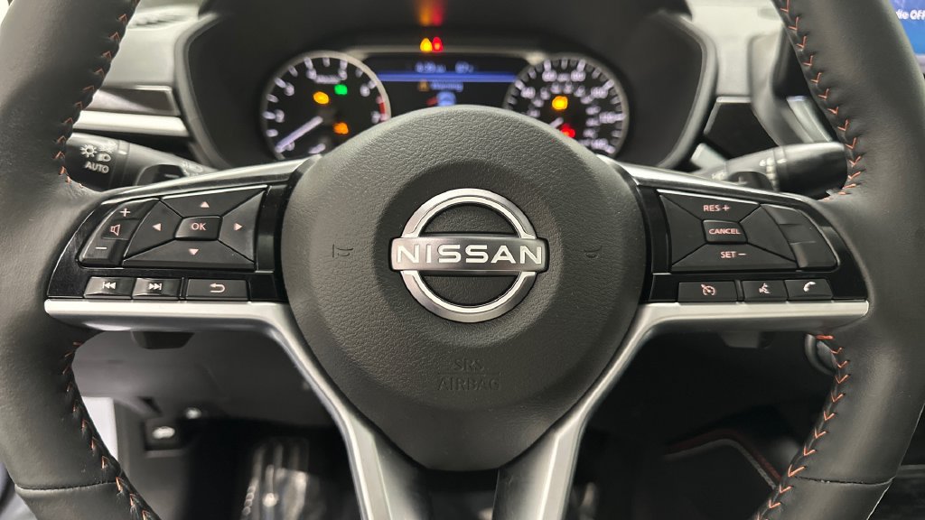Certified 2025 Nissan Altima 2.5 SR w/ SR Premium Package AWD/4WD image 15