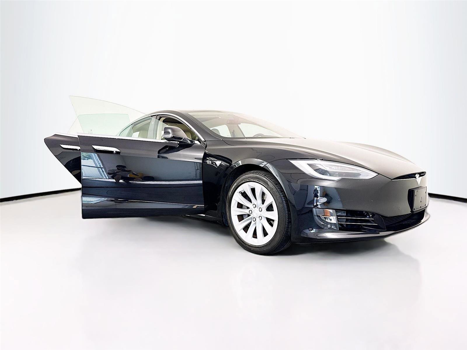 Used 2018 Tesla Model S 75D AWD/4WD image 31