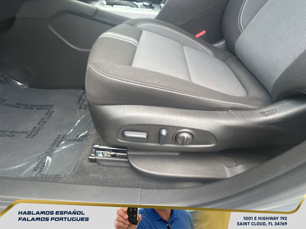 Certified 2024 Chevrolet Blazer LT w/ Convenience Package FWD image 13