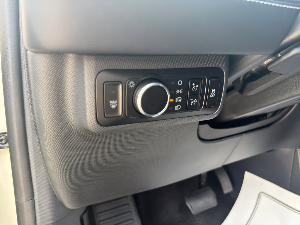 Used 2025 Ford Mustang Mach-E Premium RWD image 25