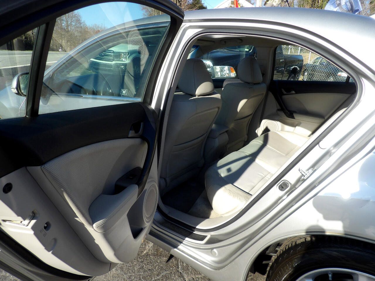 Used 2009 Acura TSX Sedan image 17
