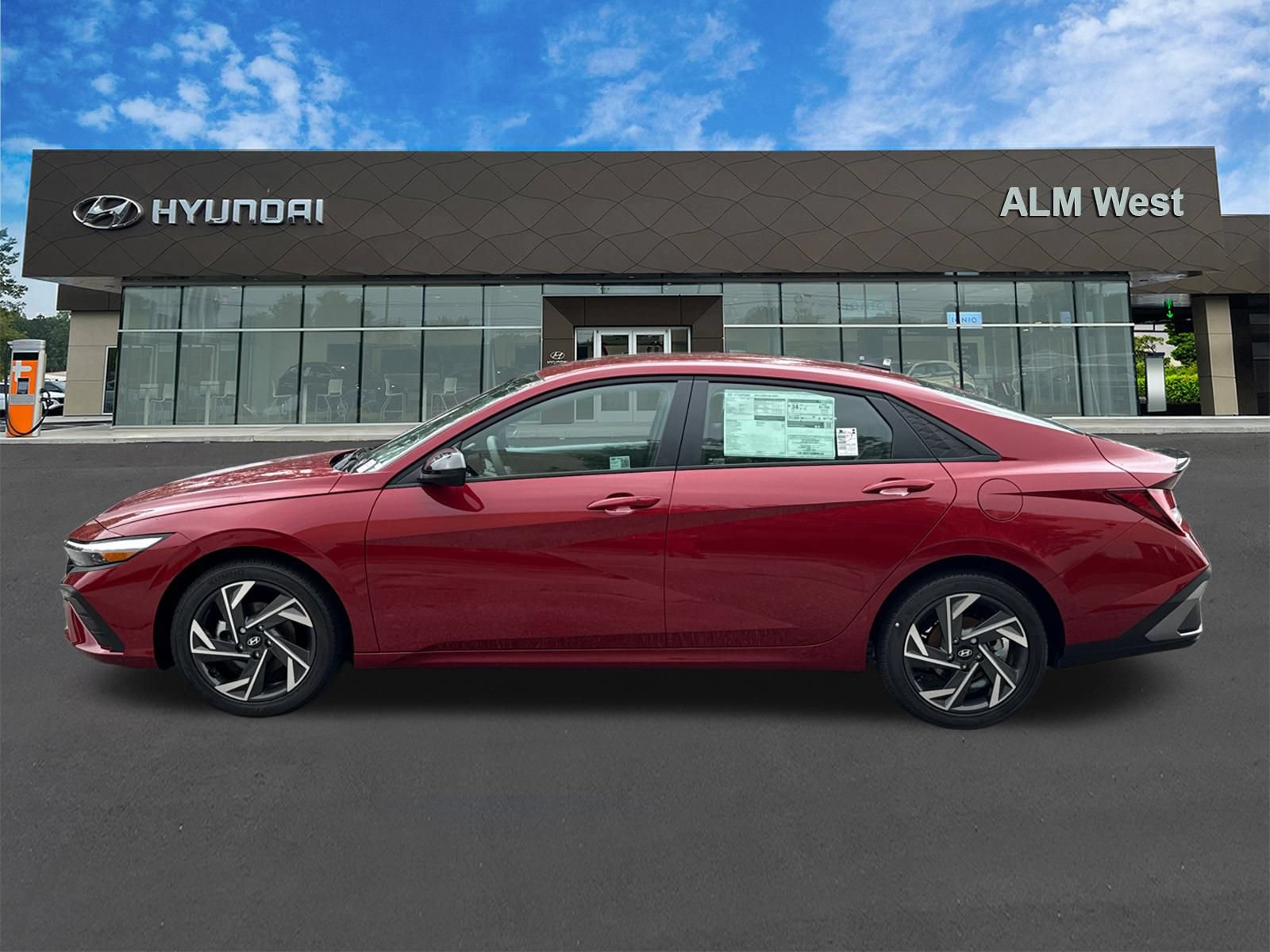 Used 2025 Hyundai Elantra Sport FWD image 8