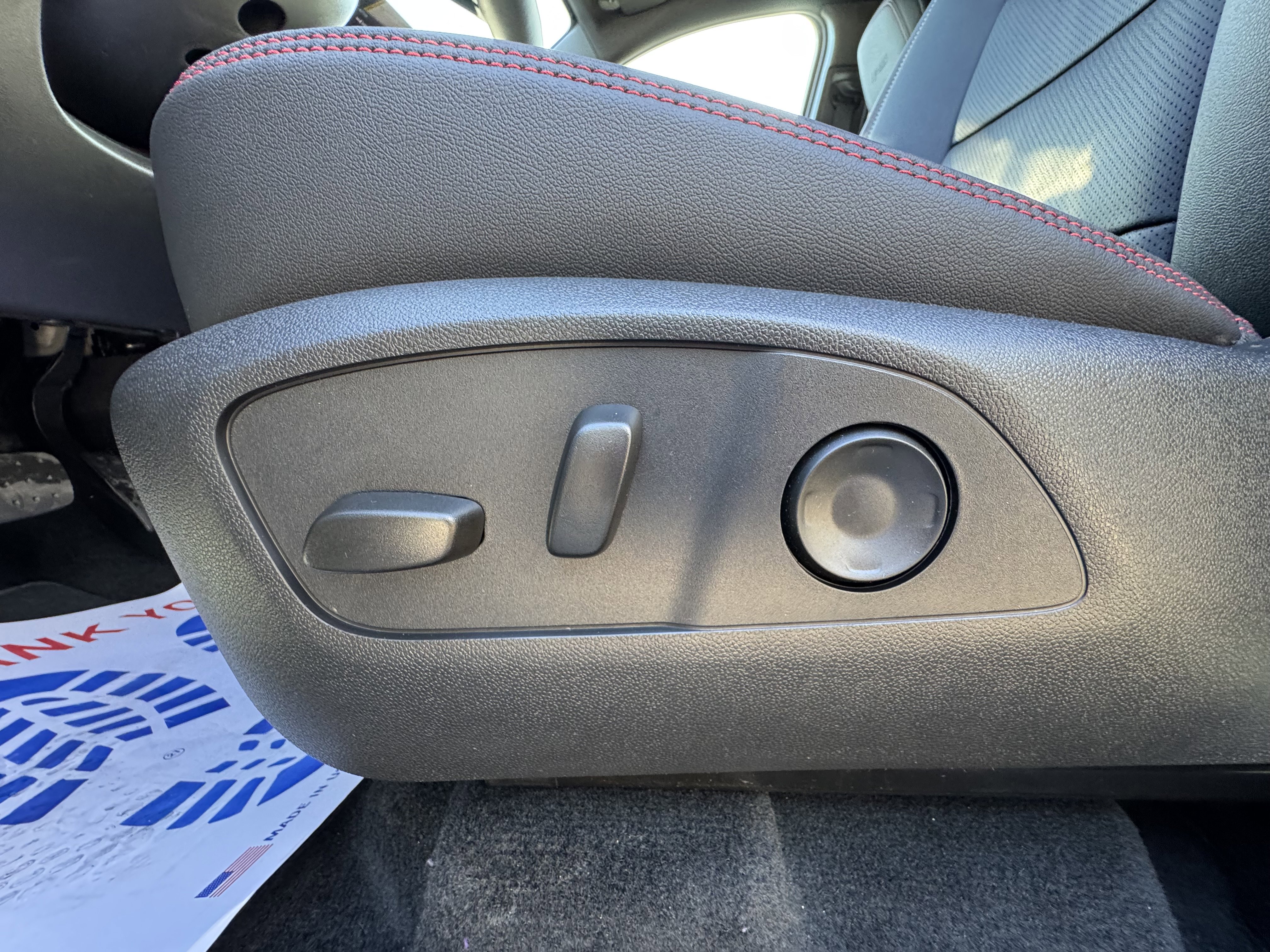 New 2026 Chevrolet Traverse RS image 15