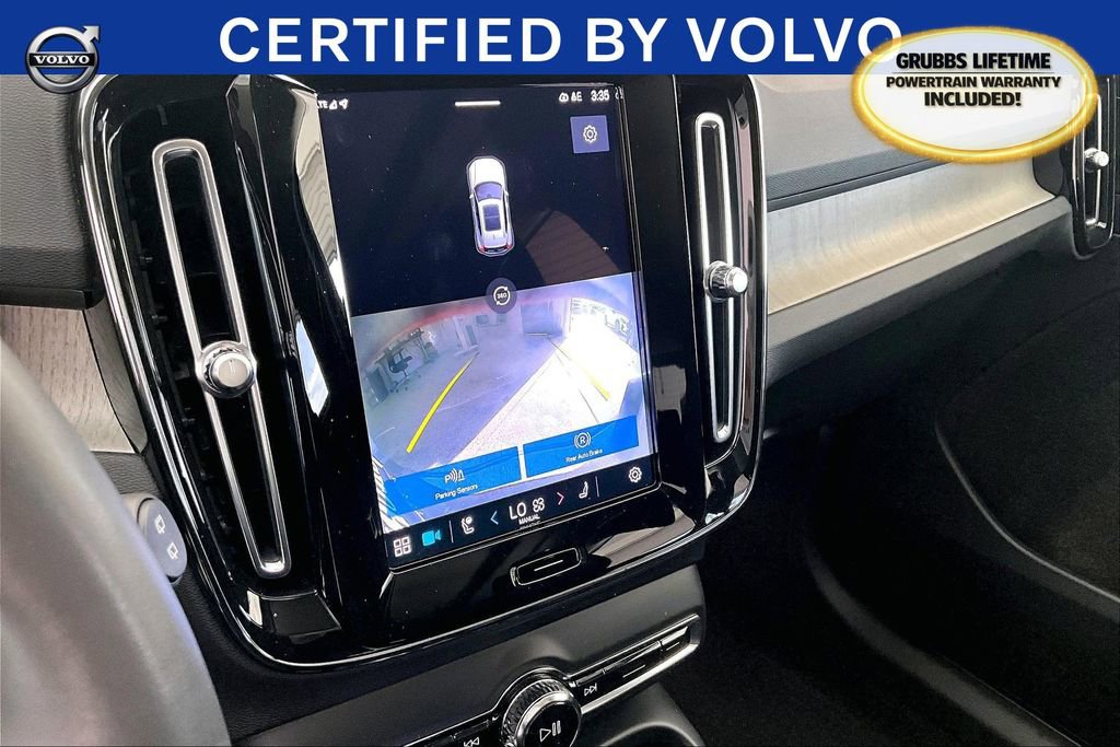 Certified 2023 Volvo XC40 B5 Ultimate w/ Protection Package Premier image 31