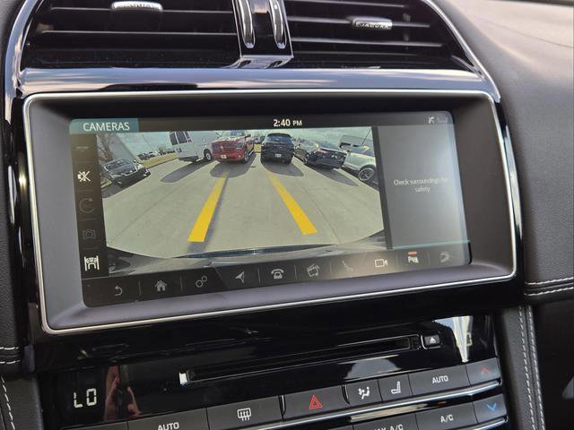 Used 2020 Jaguar F-PACE S image 15