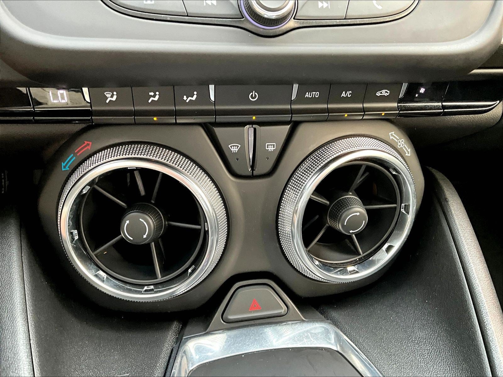 Used 2021 Chevrolet Camaro LT RWD image 34