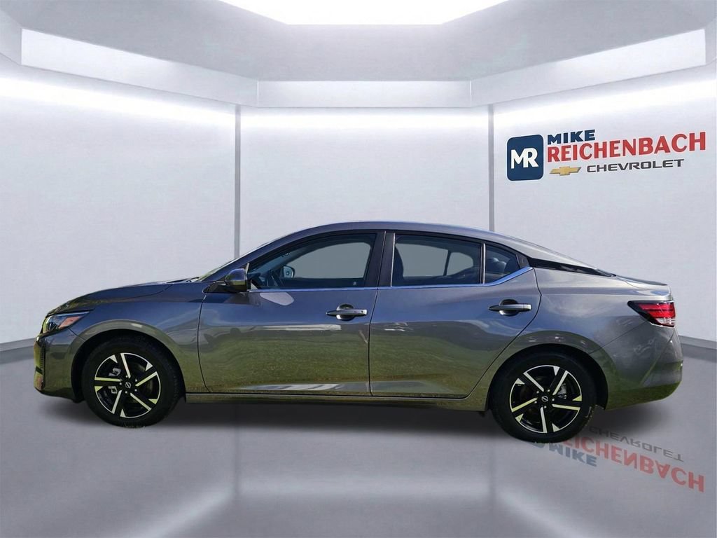Used 2025 Nissan Sentra SV FWD image 7