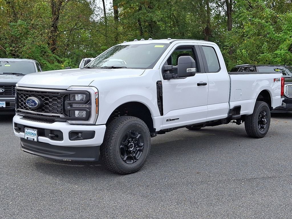 New 2026 Ford F350 XL image 2