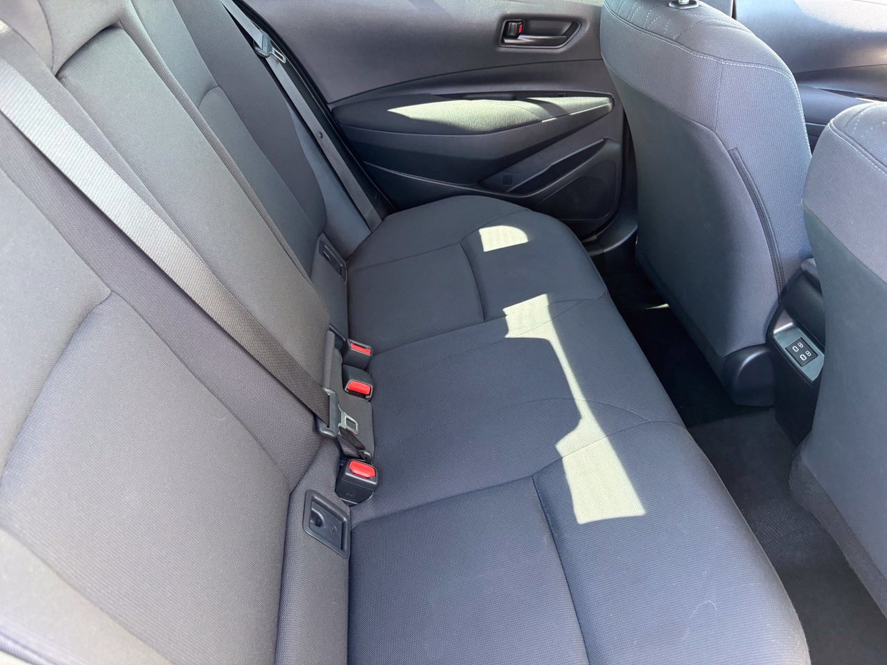 Used 2024 Toyota Corolla LE FWD image 14