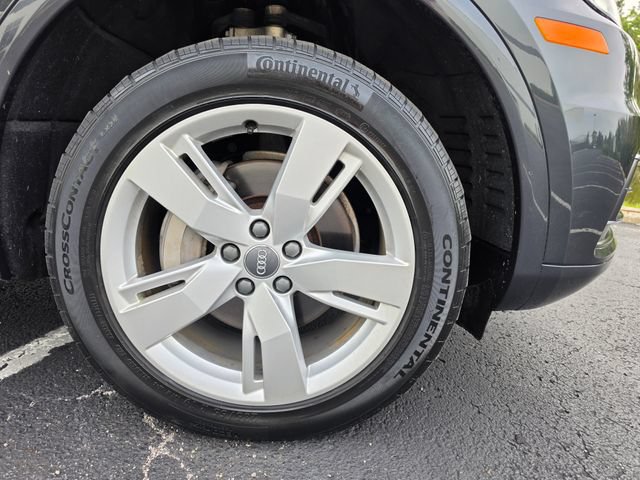 Used 2018 Audi Q5 2.0T Premium Plus AWD/4WD image 3