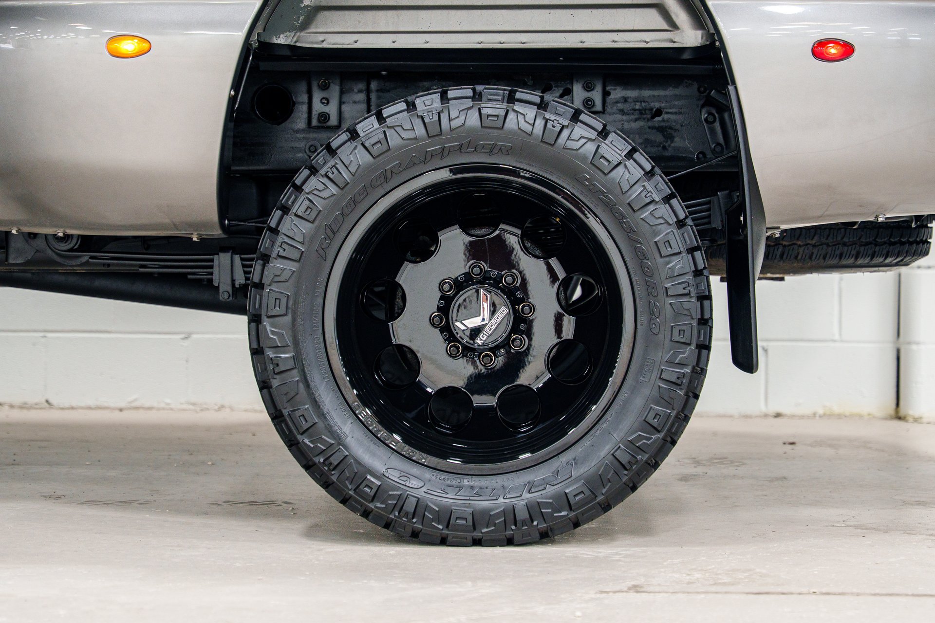 Used 2007 GMC Sierra 3500 SLT w/ Heavy-Duty Power Package AWD/4WD image 36