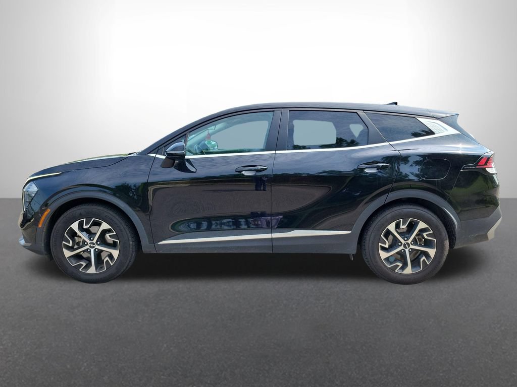 Used 2023 Kia Sportage EX FWD image 2