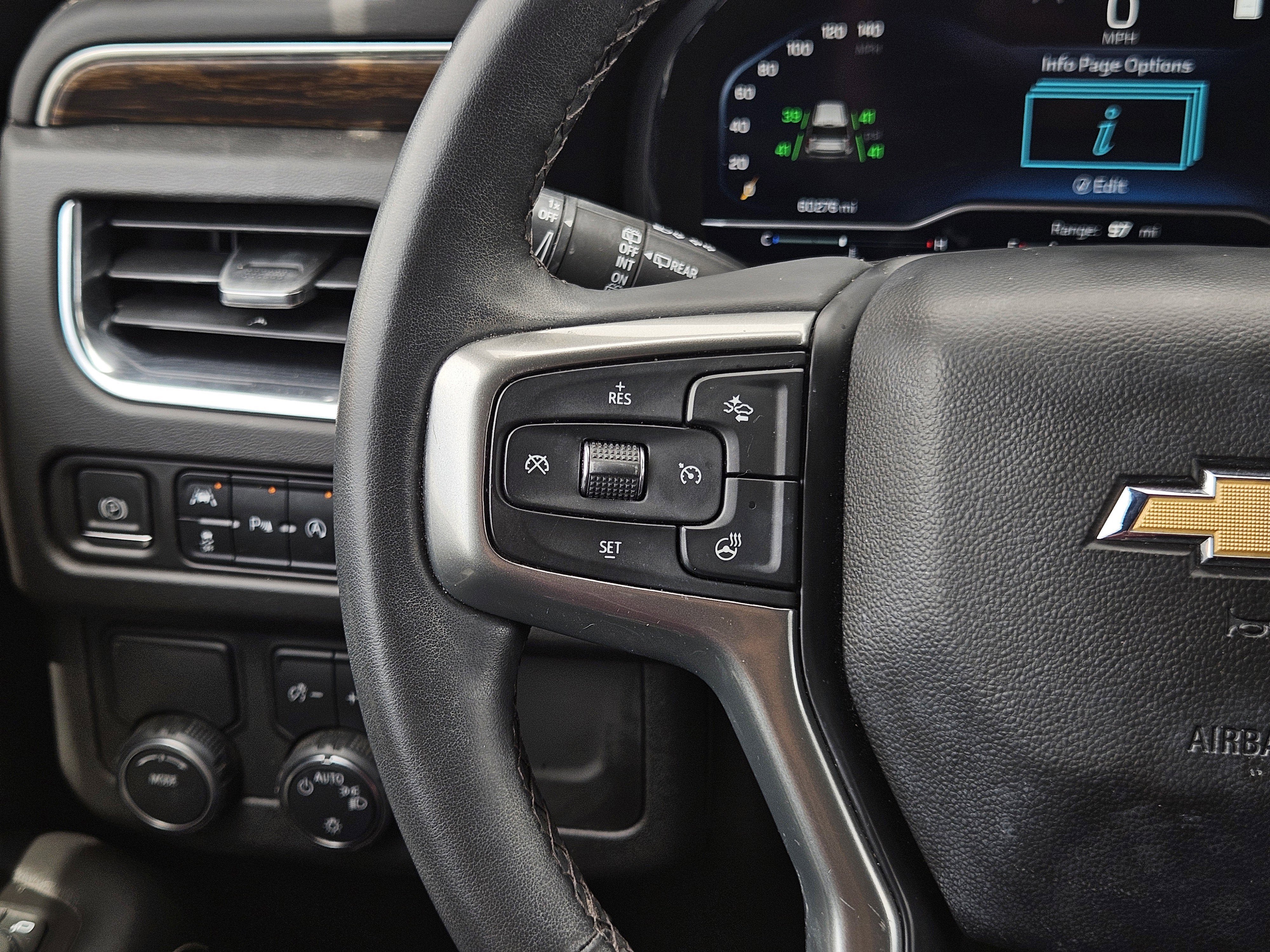 Used 2023 Chevrolet Tahoe Premier RWD image 17