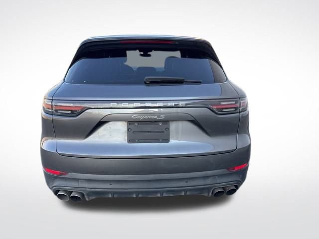 Used 2020 Porsche Cayenne S image 6