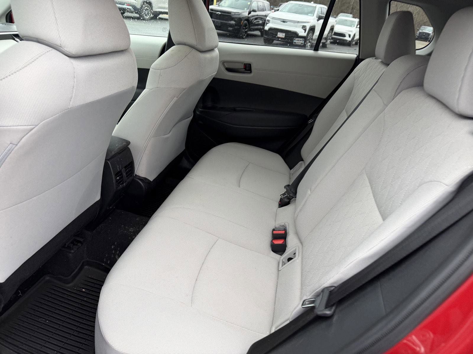 Used 2023 Toyota Corolla Cross LE w/ Moonroof Package AWD/4WD image 16