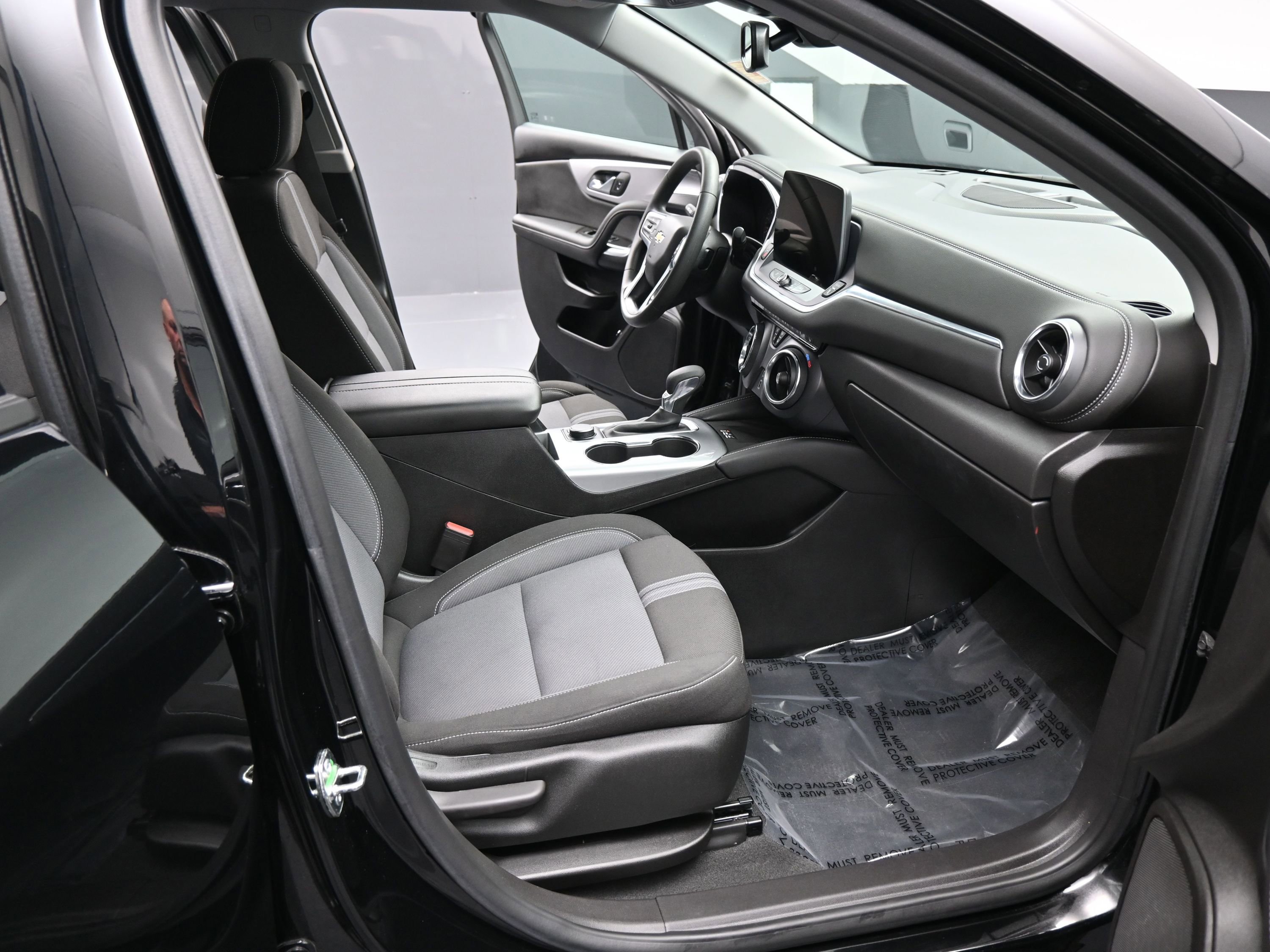 Certified 2024 Chevrolet Blazer LT w/ Convenience Package image 19