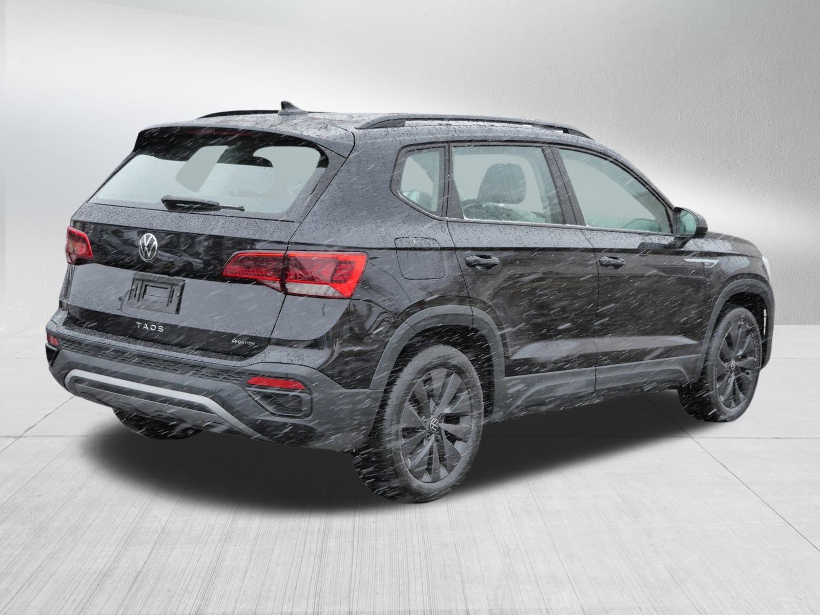 Certified 2022 Volkswagen Taos S image 7