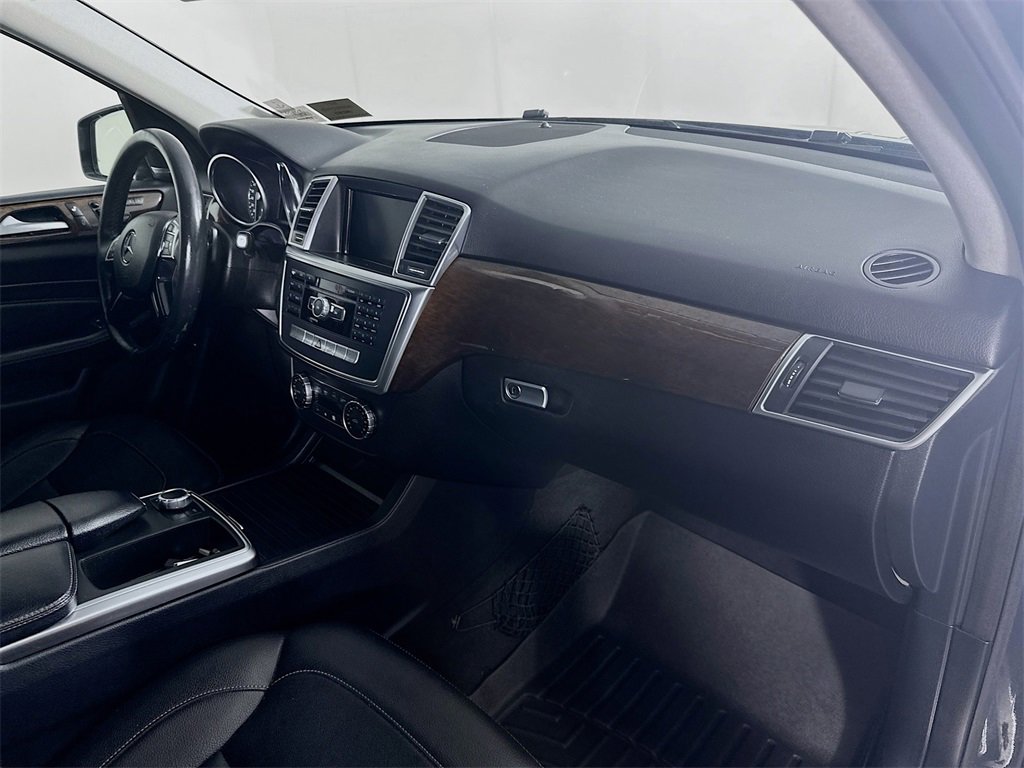 Used 2015 Mercedes-Benz ML 350 4MATIC image 30