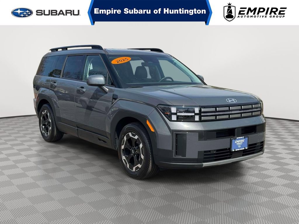 Used 2025 Hyundai Santa Fe SEL image 1