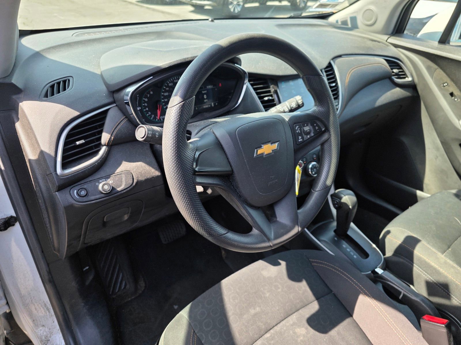 Used 2017 Chevrolet Trax LS image 17