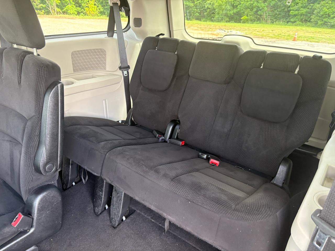 Used 2014 Dodge Grand Caravan SE w/ Quick Order Package 29E SE FWD image 29