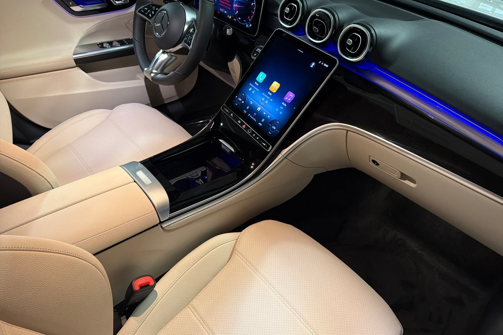 New 2026 Mercedes-Benz C 300 Sedan image 14