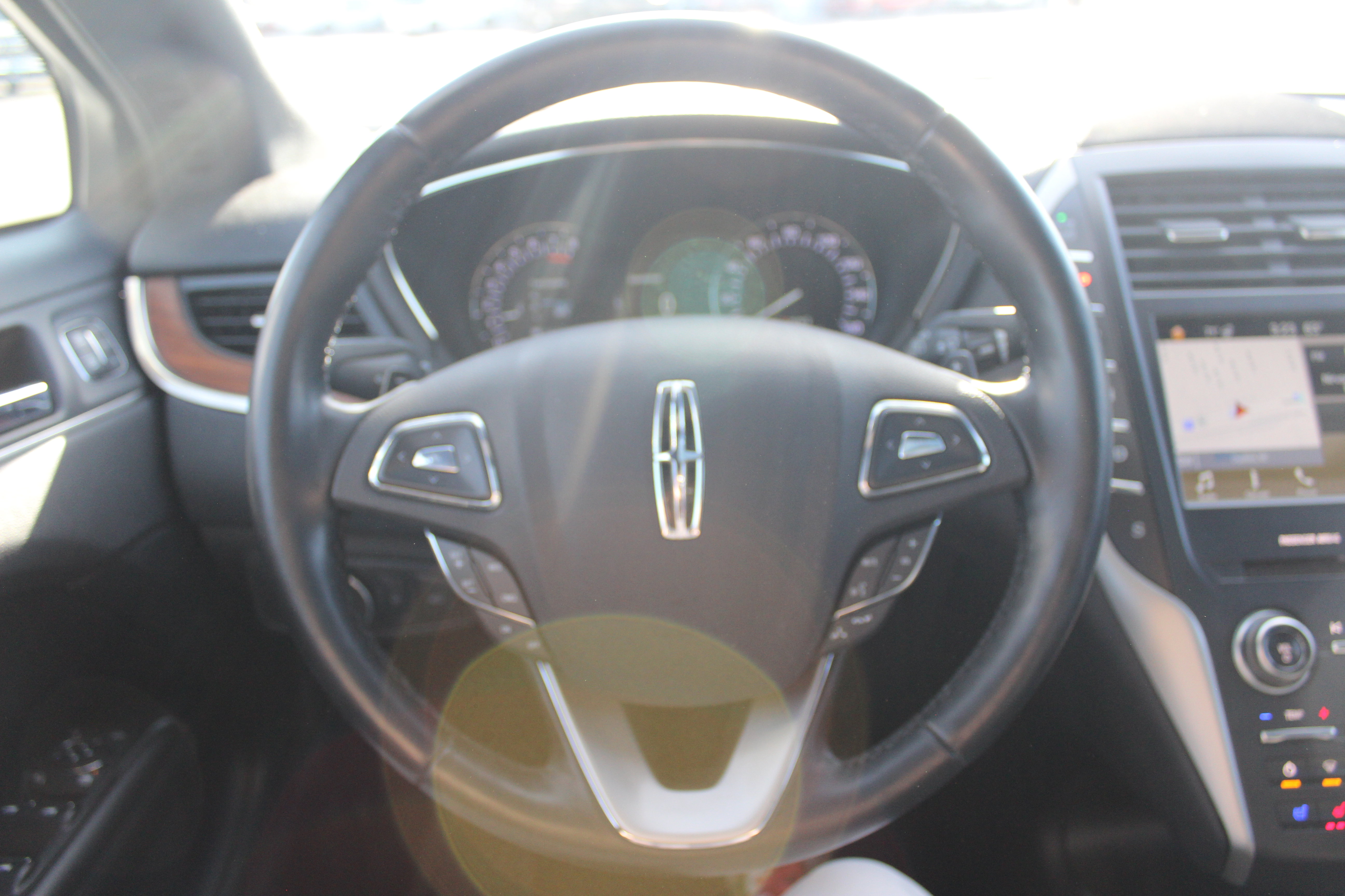 Used 2019 Lincoln MKC Reserve w/ MKC Climate Package image 17